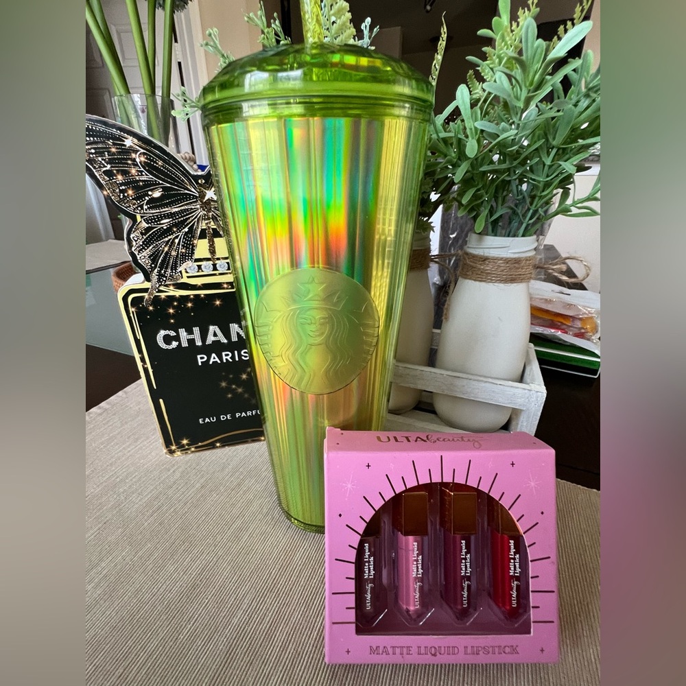 Starbucks Iridescent Tumbler with Free Ulta Beauty Lipstick Set